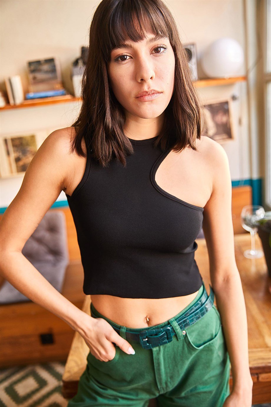 Dekolteli Crop Triko Bluz Siyah