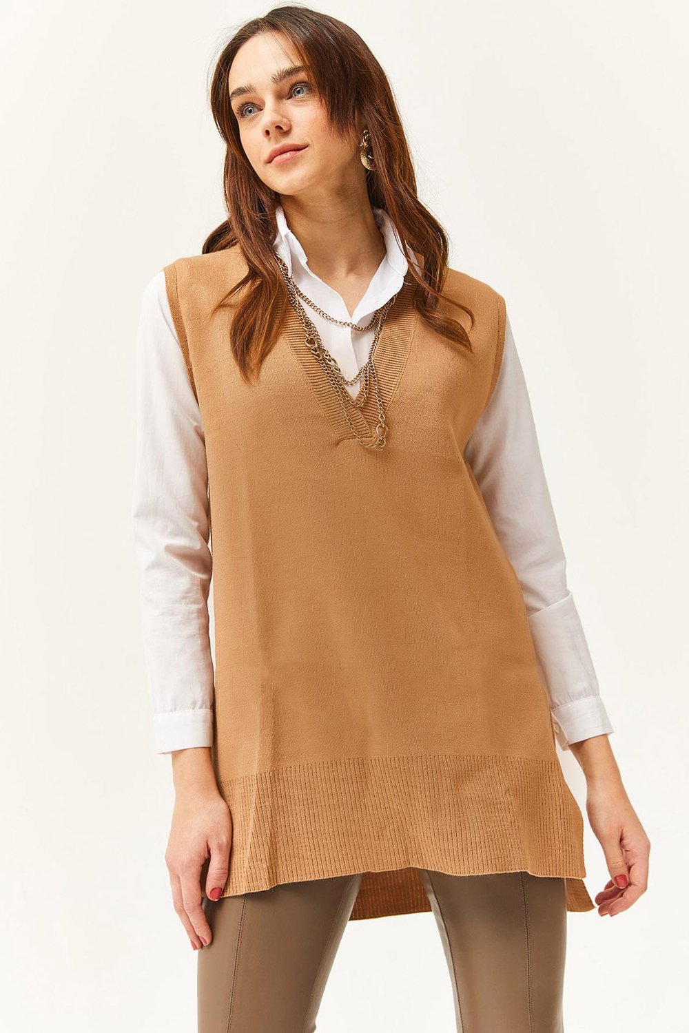 Derin V Yaka Triko Süveter Camel
