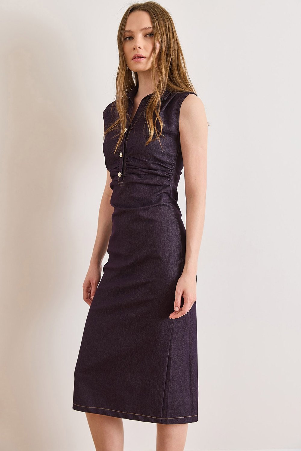 Drape Detaylı Likralı Midi Denim Elbise Mürdüm