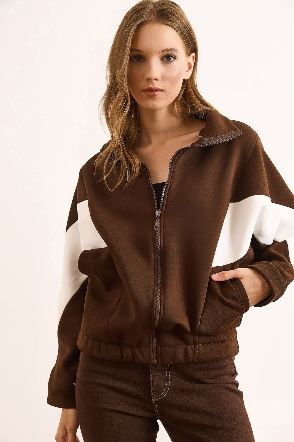 Fermuarlı Şardonlu Oversize Bloklu Sweatshirt Acı Kahve