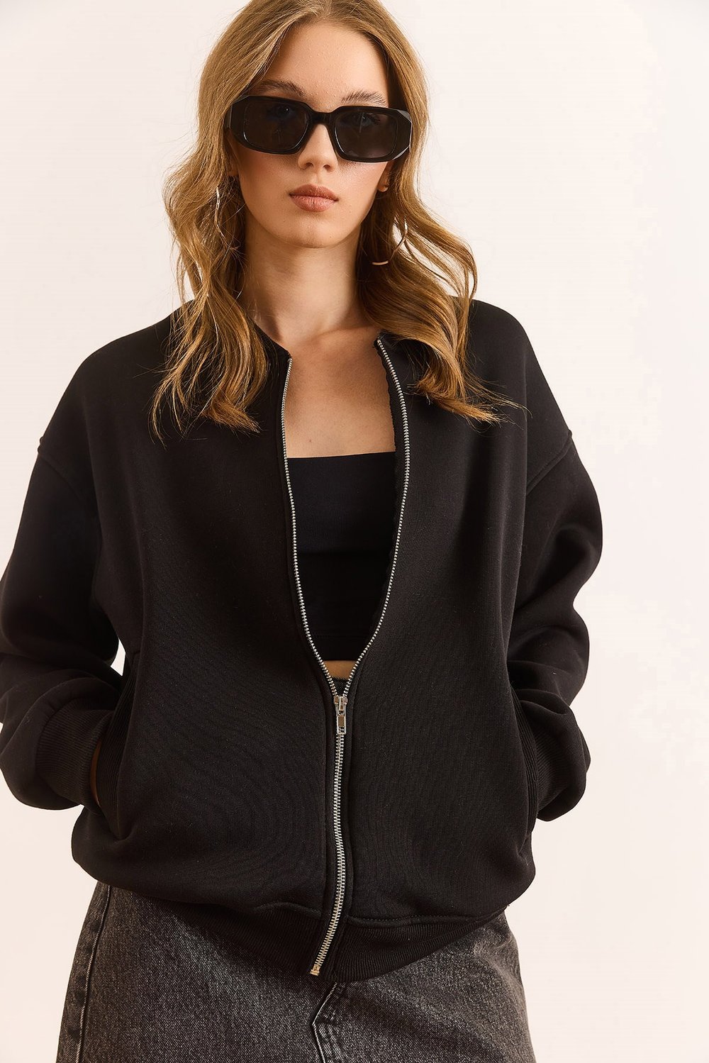 Fermuarlı Yan Cepli Şardonlu Kalın Kolej Sweatshirt Siyah