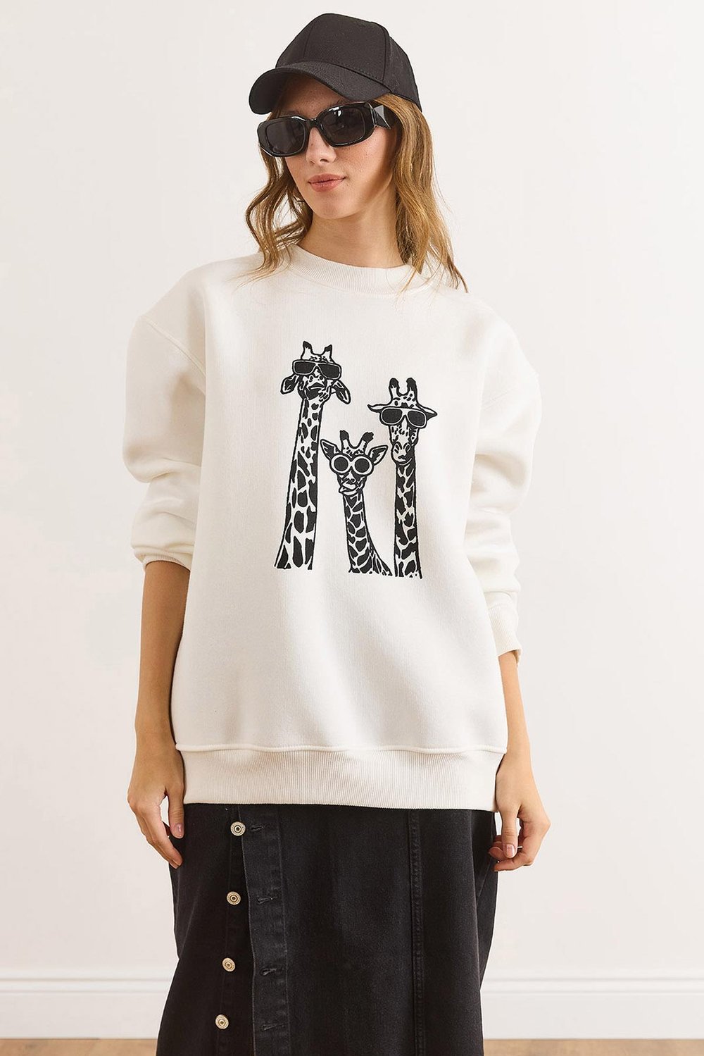 Giraffe Family Şardonlu Kalın Sweatshirt Beyaz