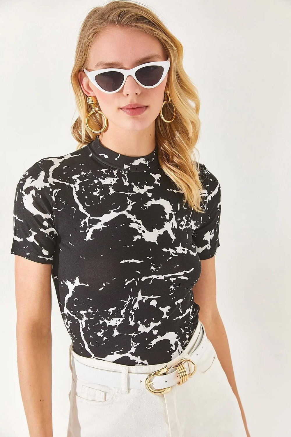 Likralı Desenli Örme Viskon Crop Bluz Çatlak Siyah