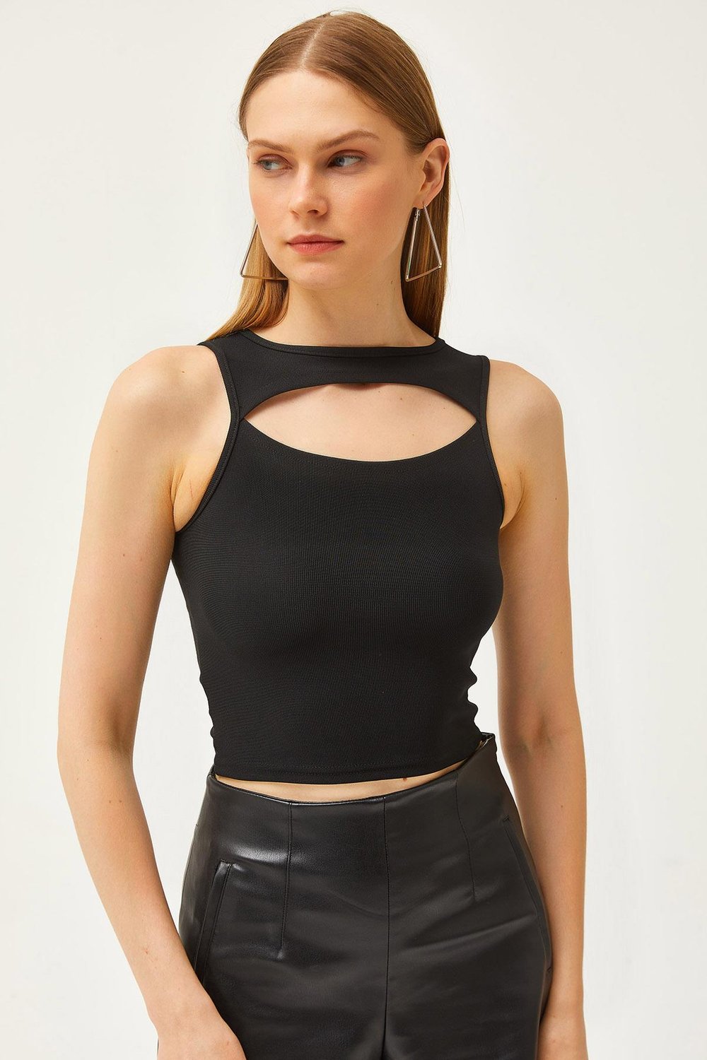 Roba Dekolteli İnce Fitilli Crop Ottoman Bluz Siyah