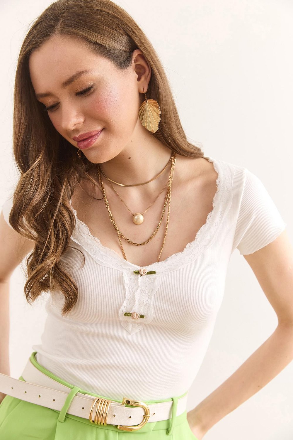 Yaka Detaylı Crop Kaşkorse Bluz Beyaz