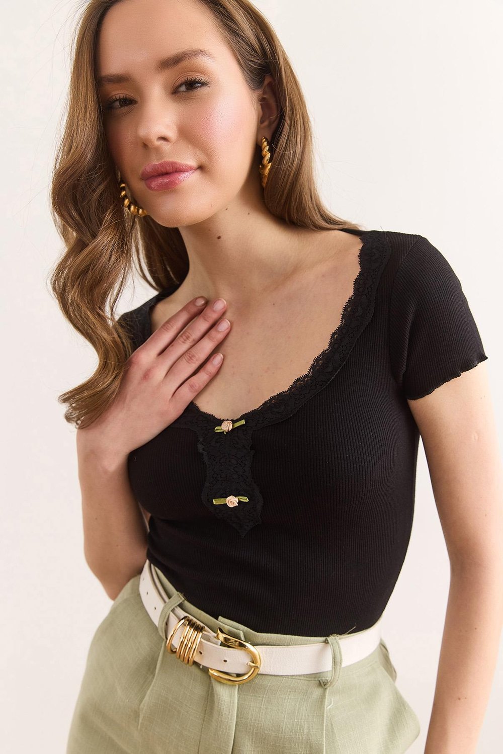 Yaka Detaylı Crop Kaşkorse Bluz Siyah