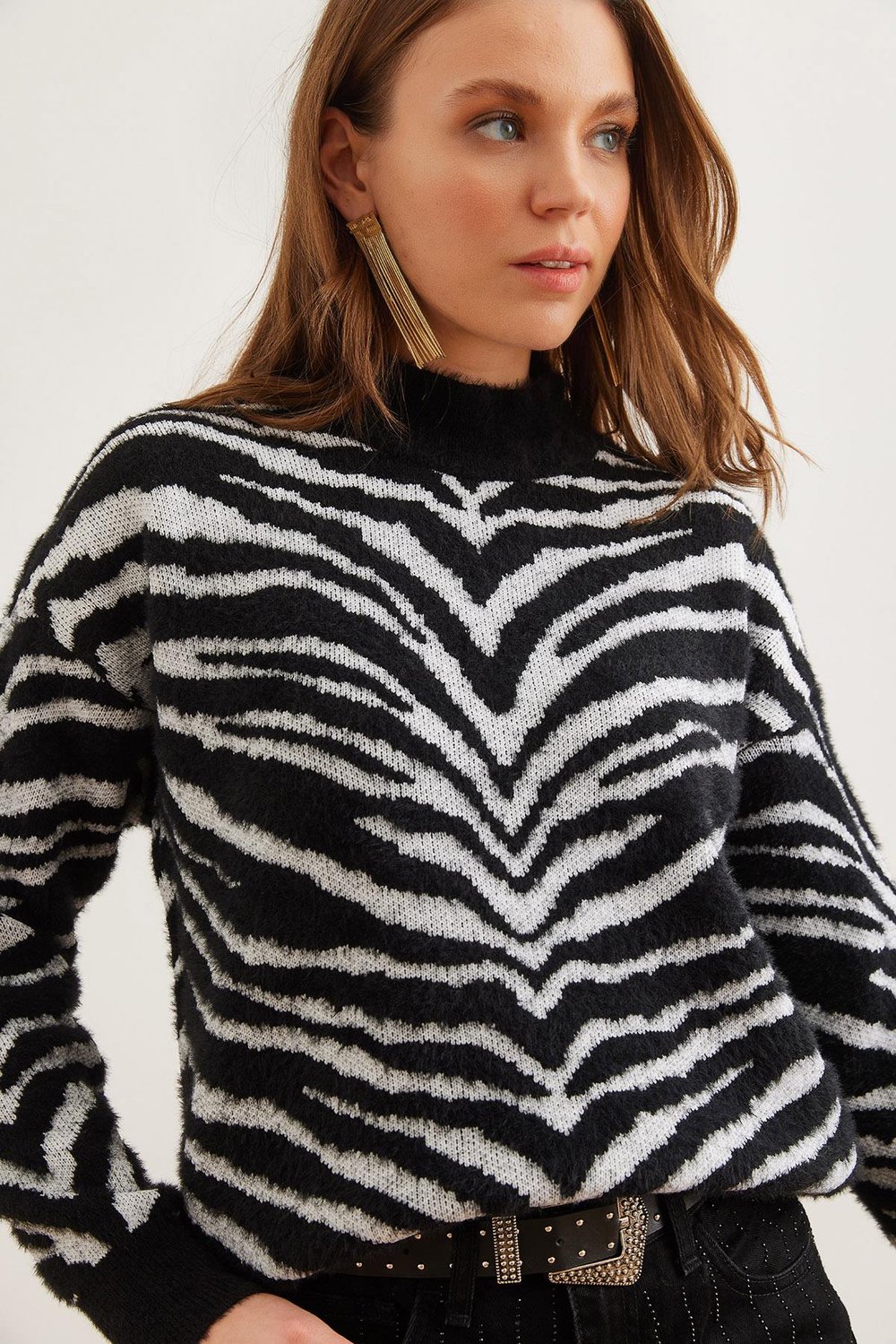 Yumuşak Dokulu Zebra Kazak Siyah