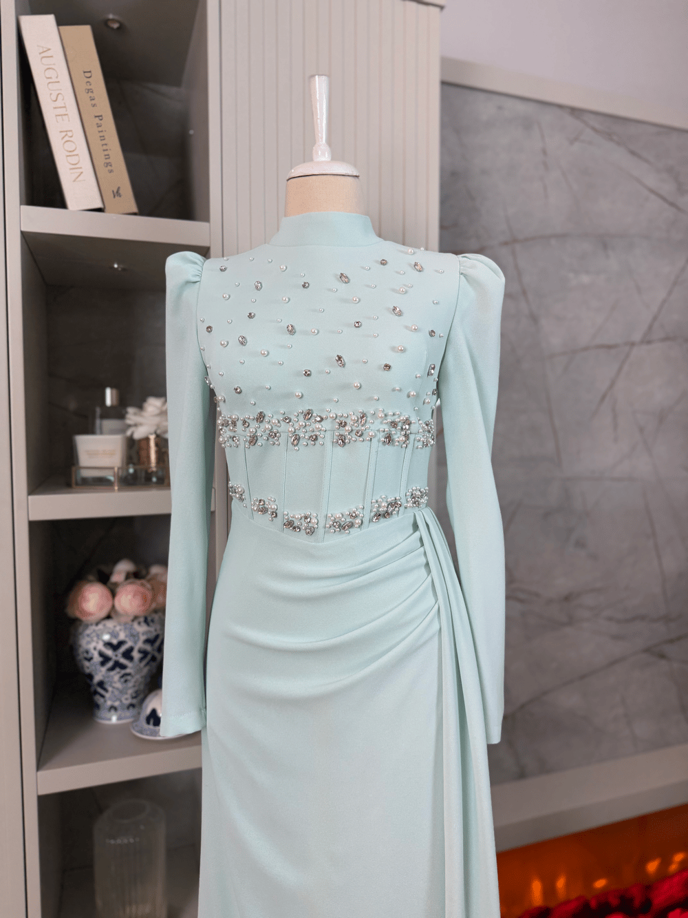 Aria Abiye Mint