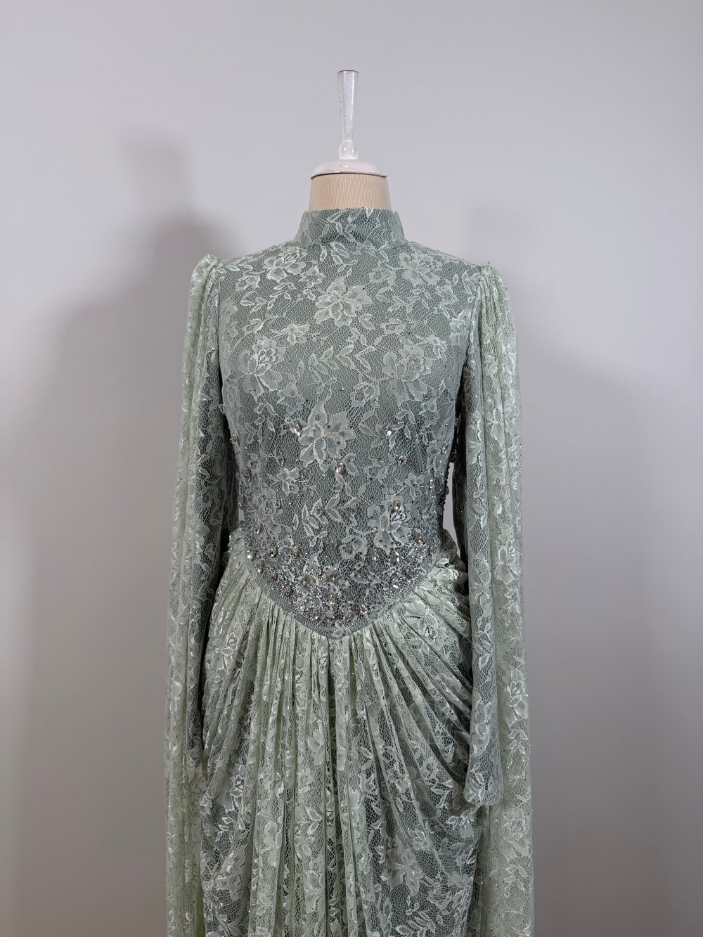Diana Abiye Mint