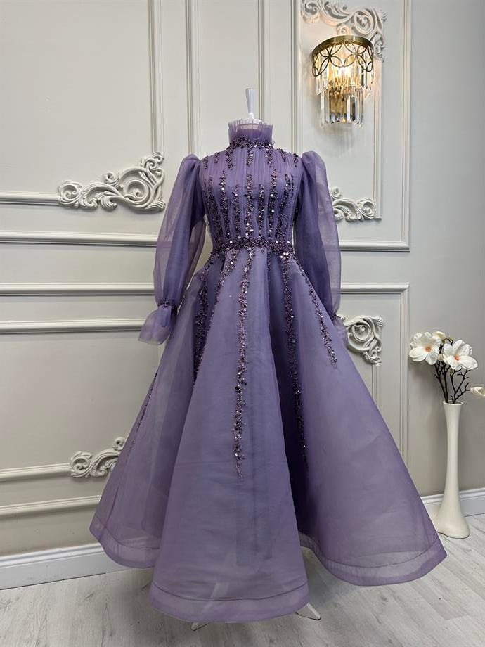 Haute Couture Dress Lila 