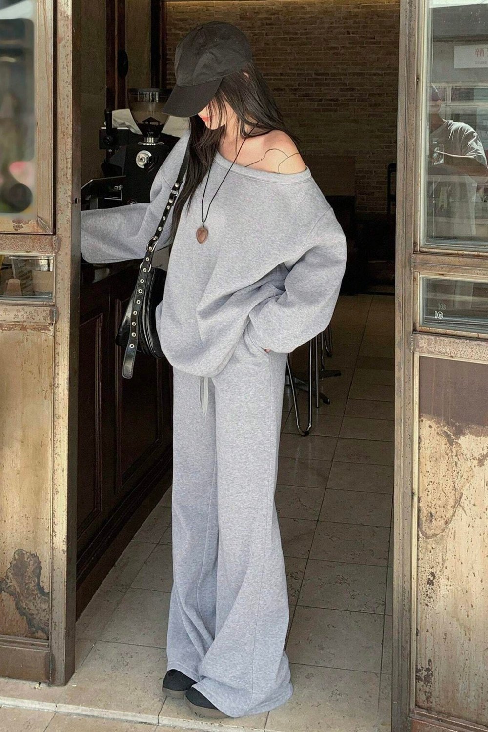 Tarz CoolAlt - Üst TakımEŞFTKMKDN01-GRİ-MKadın Düşük Omuz Yumuşak Basic Sweat Eşofman Takımı