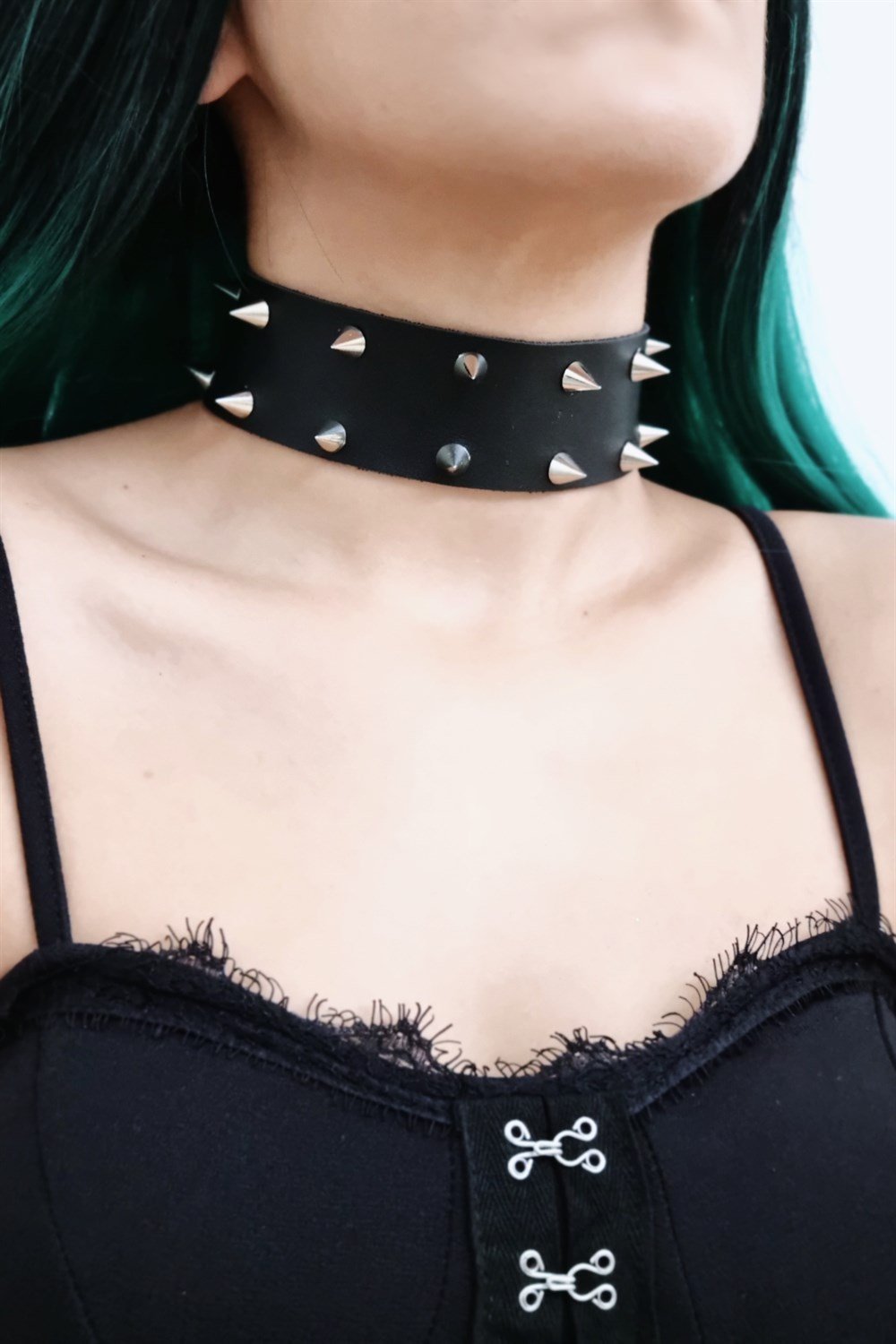 İkili Zımba Detay Tasma Kolye