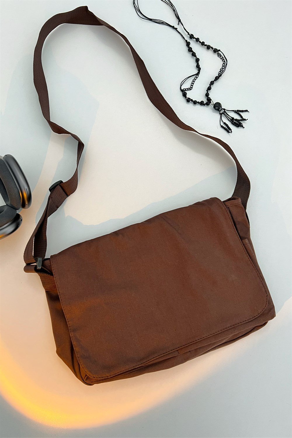 Kahverengi Postacı Çanta