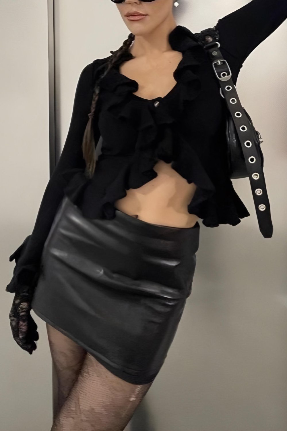 Siyah Önden Bağlamalı Bluz