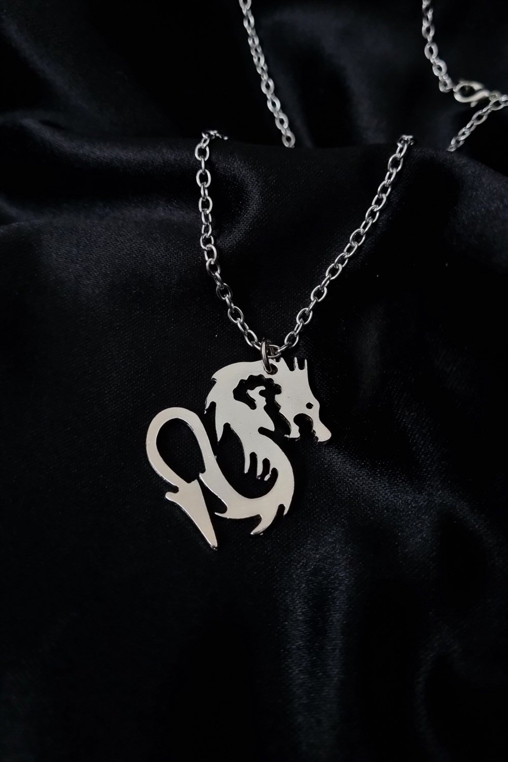 Zincirli Dragon Kolye Gri
