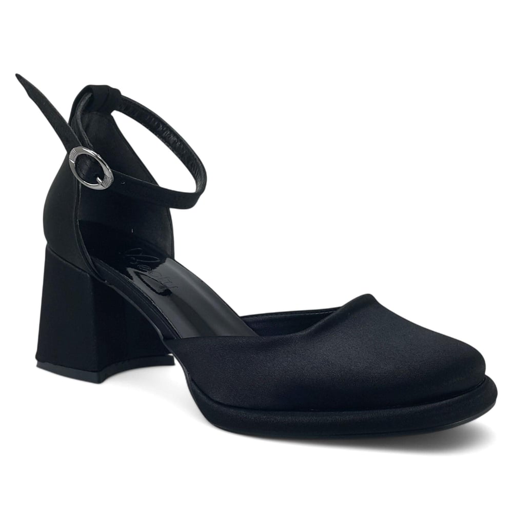 Beety 425 25YA Kadın Abiye Ayakkabı Siyah Saten