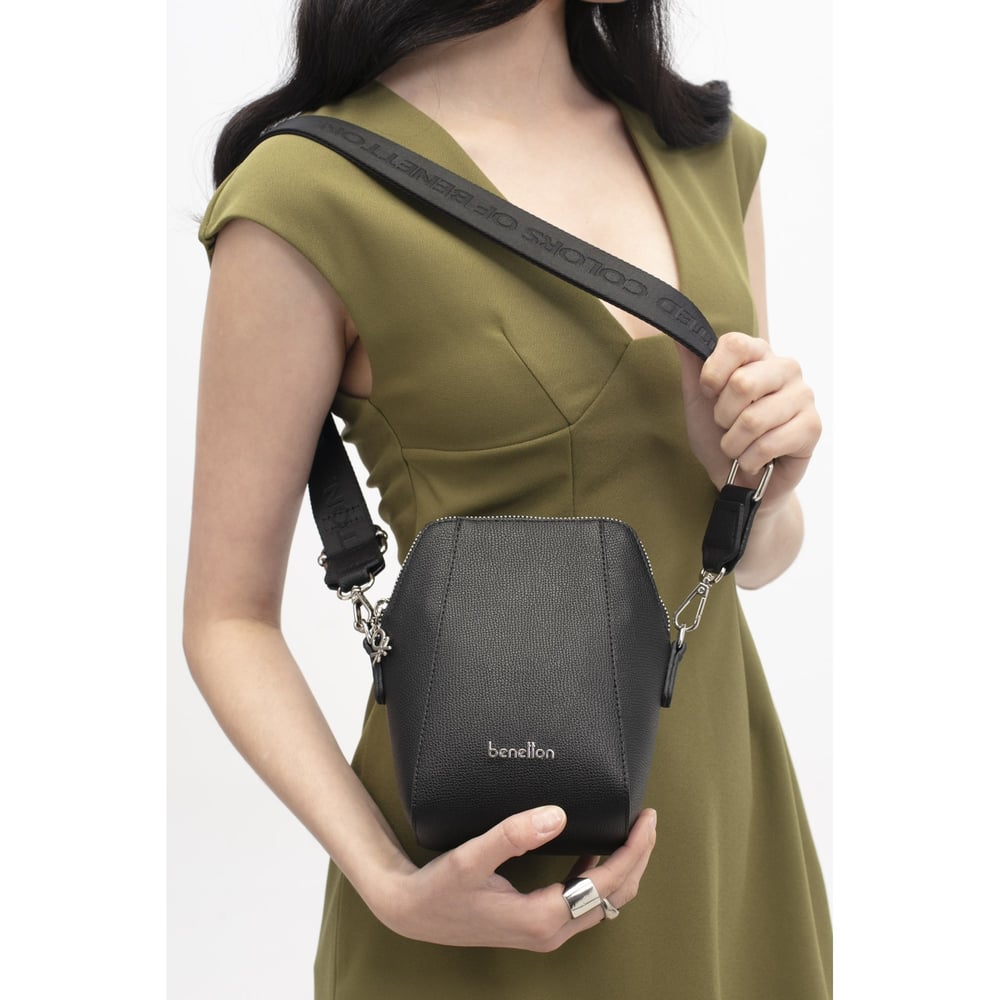 Benetton Bnt 1803 Kadın Çapraz Çanta Siyah