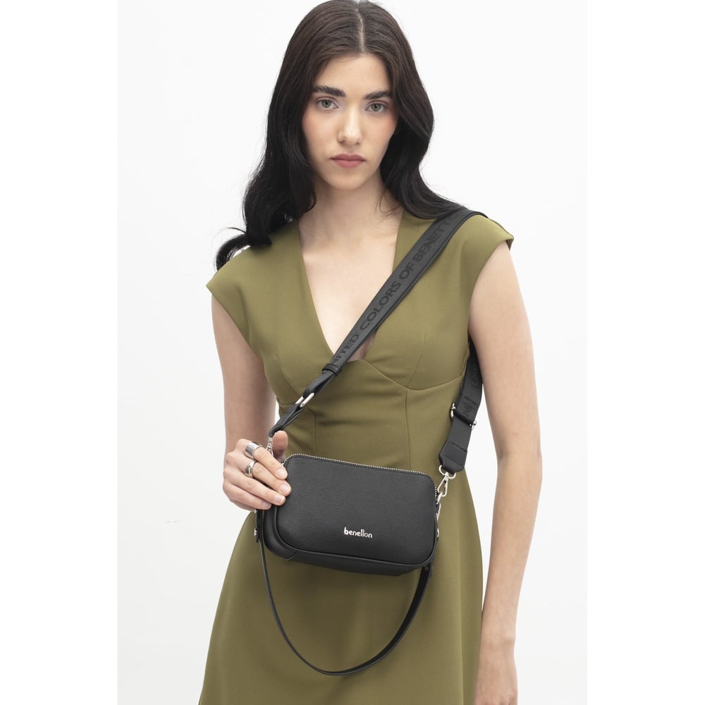 Benetton Bnt 1808 Kadın Kol Çantası Siyah