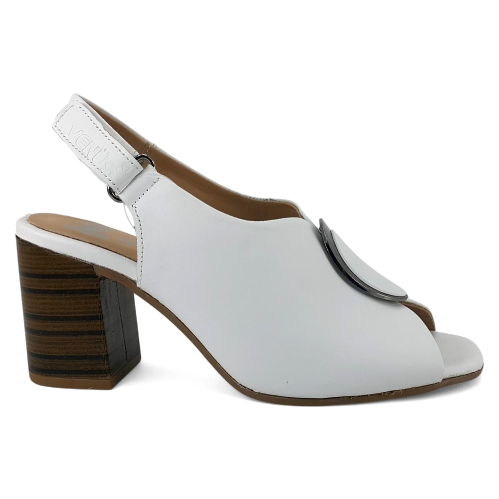 Венера 2108518 25 лет женские повседневные сандалии белые