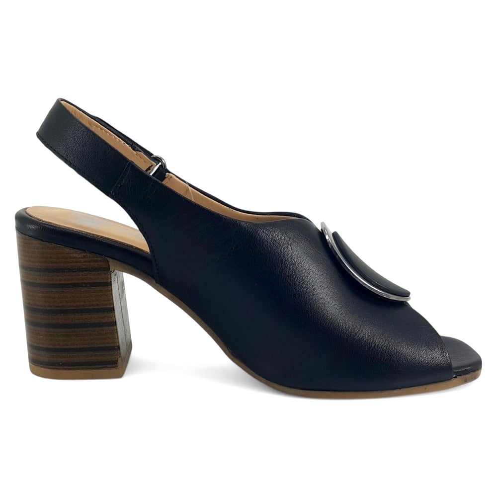 Венера 2108518 25 лет женские повседневные сандалии черные