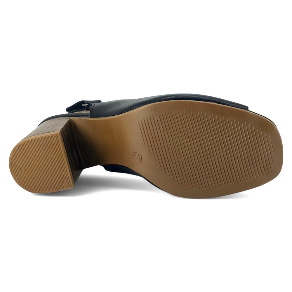 Венера 2108518 25 лет женские повседневные сандалии черные