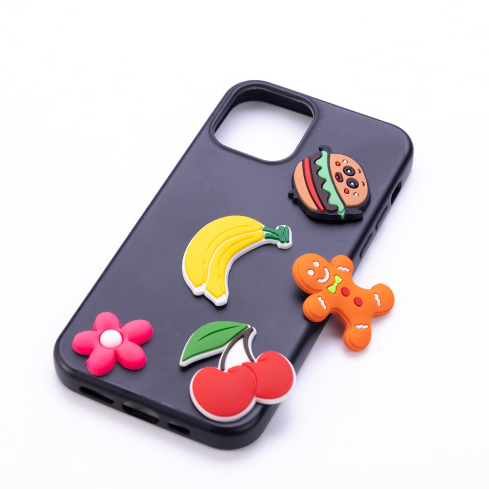 Iphone 16 Boncuk Detaylı Kılıf