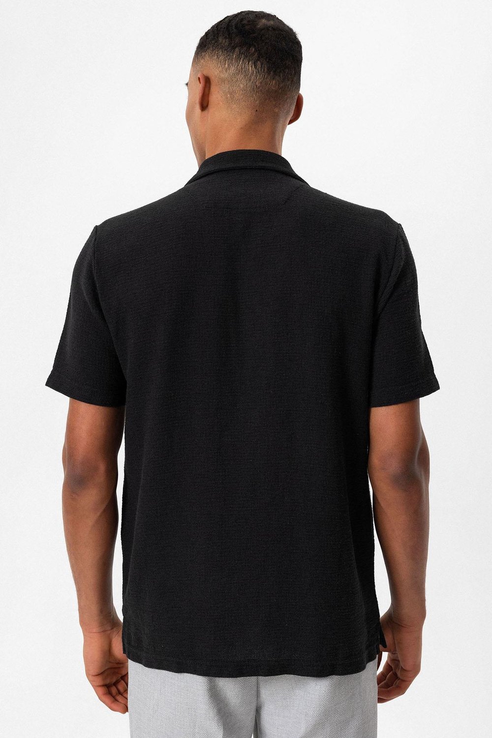 Apaş Collar Knitted Textured Mens Shirt
