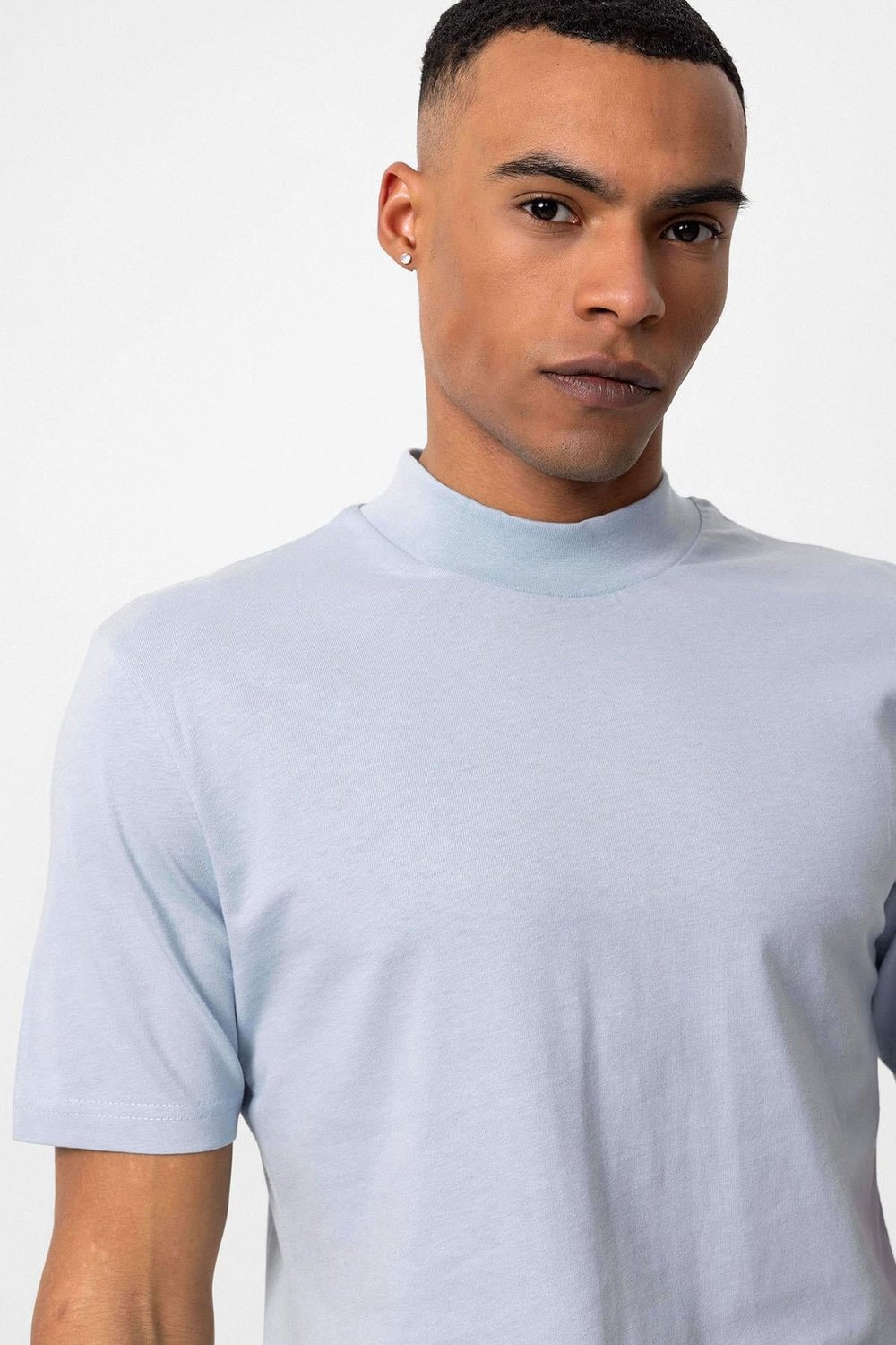 Slim Fit Basic T-Shirt