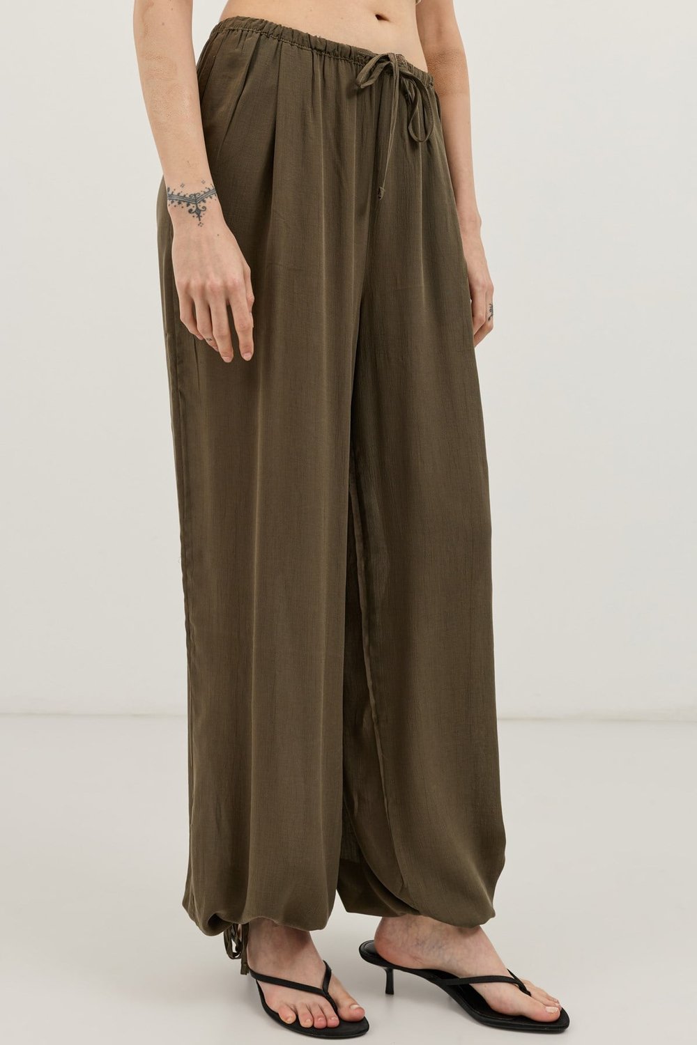 Antioch Haki Bağcıklı Balon Kadın Pantolon