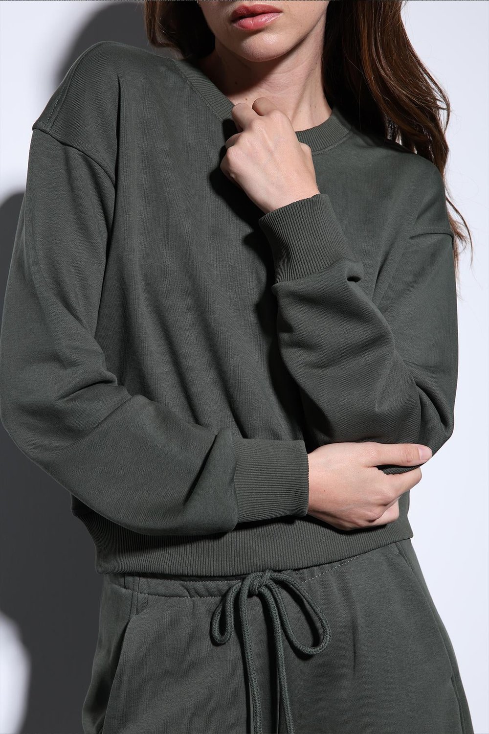 Antioch Haki Basic Kadın Sweatshirt