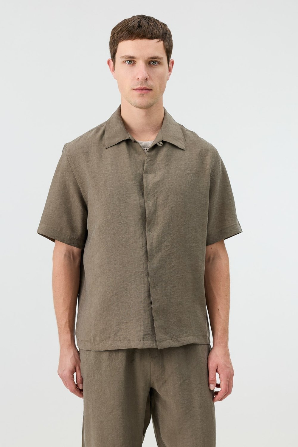 Mens Shirt with Lyocell Blend and Hidden Buttons
