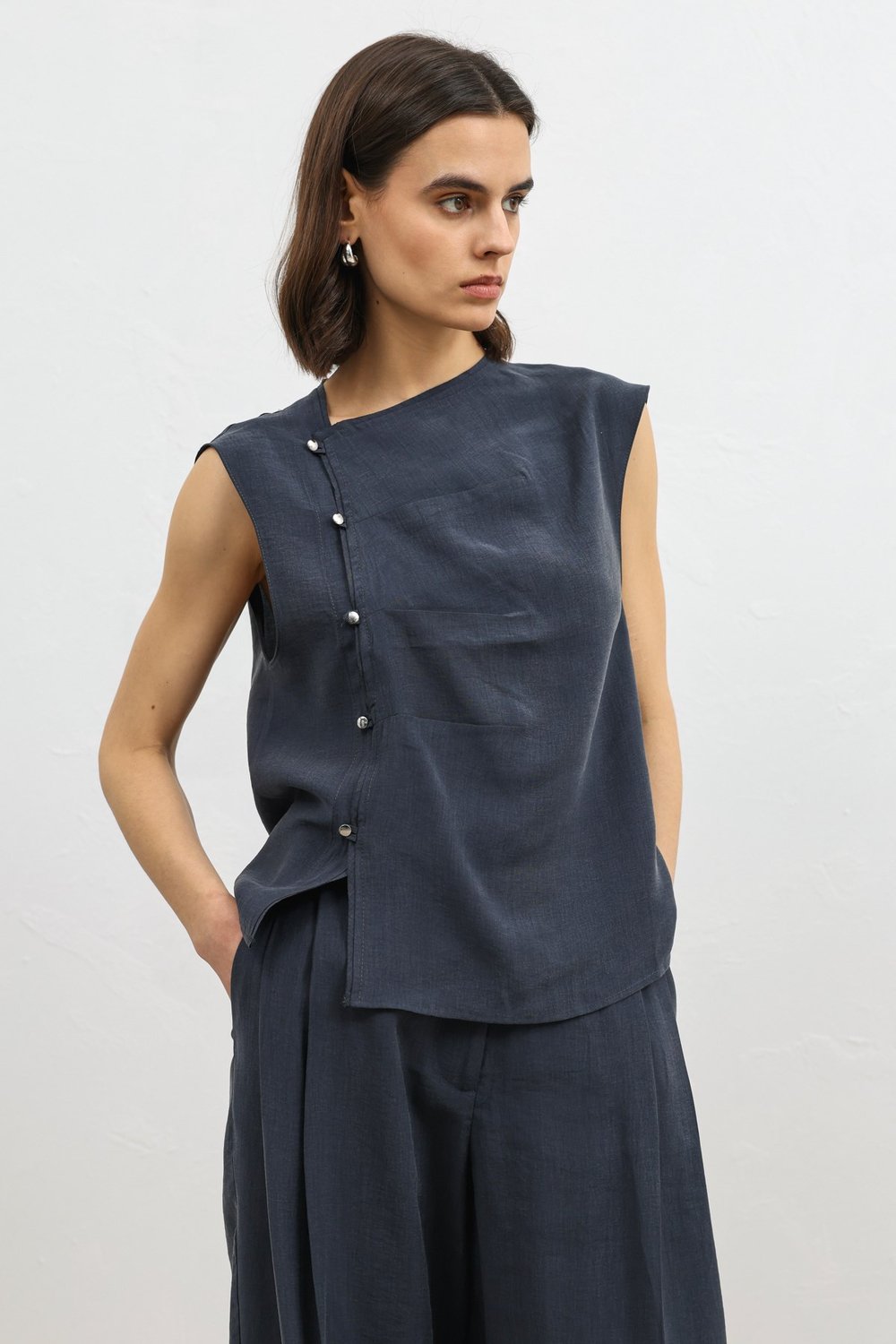 Womens Button-Down Shirt with Lyocell Blend