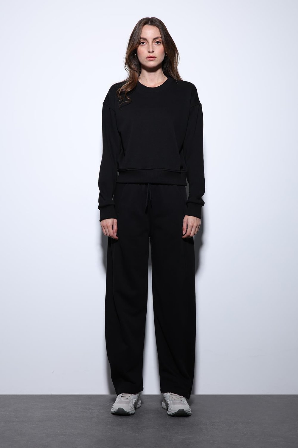 Antioch Siyah Basic Kadın Sweatshirt