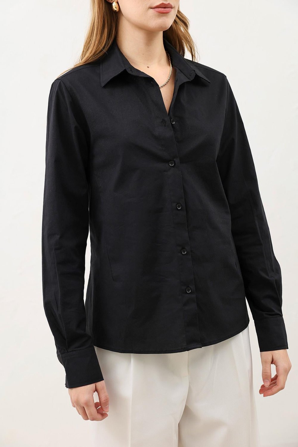 Basic Slim Fit Womens Shirt