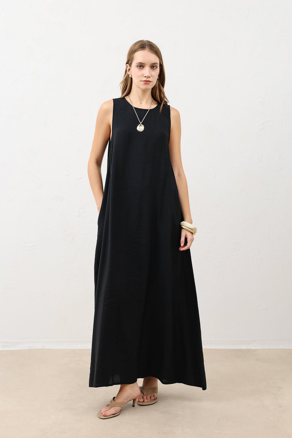 Draped Halter Neck Midi Dress