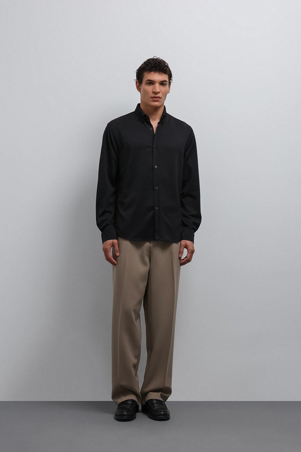Button-Down Collar Relaxed Fit Mens Shirt