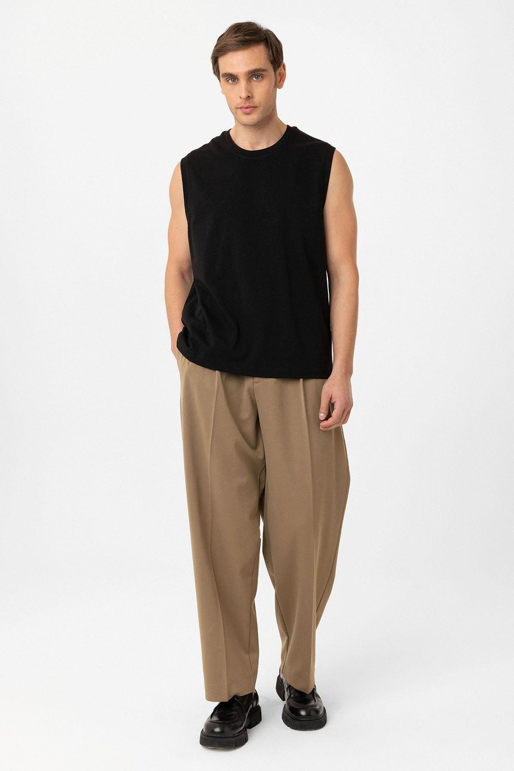 Relaxed Fit Mens Sleeveless T-Shirt