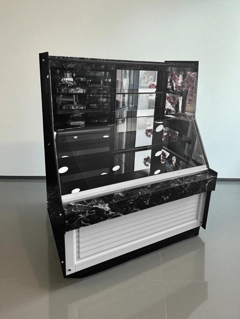 YDG Vitrin Tipi Soğutuculu Dolap, Özel Beyaz Dekor, 110x80x140