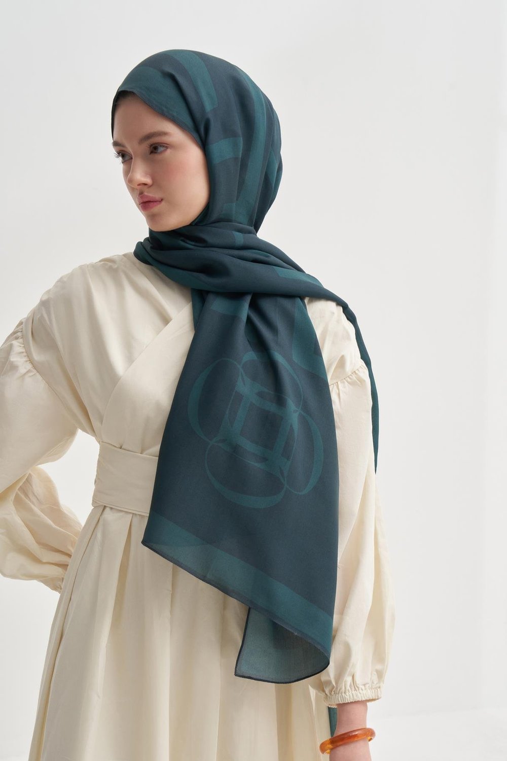 Glamour Zümrüt Yeşili Monogram Floş Şal