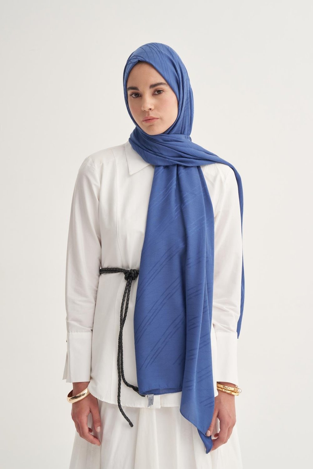 Simetrik Jakar İtalyan İpekli Şal İndigo