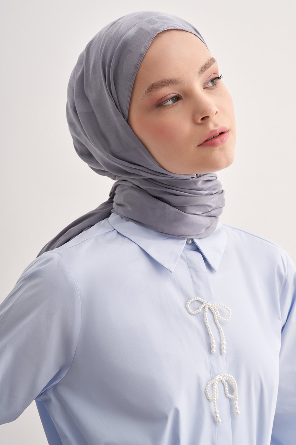 Yazı Desen Jakar İtalyan İpekli Şal Silver Gri