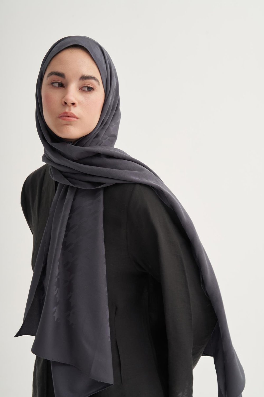 Kazayağı Desen Pamuk İpek Şal Antrasit