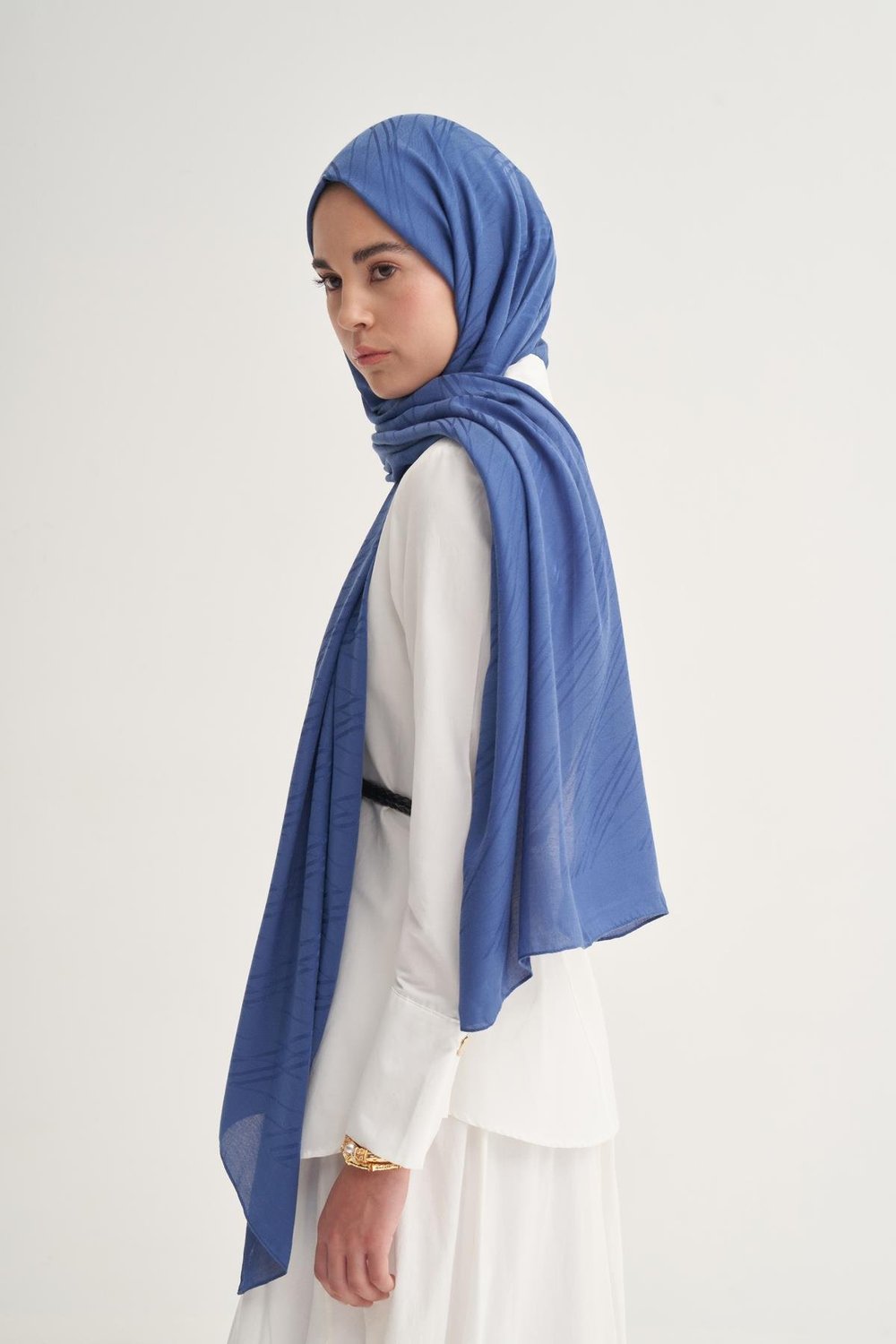 Simetrik Jakar İtalyan İpekli Şal İndigo