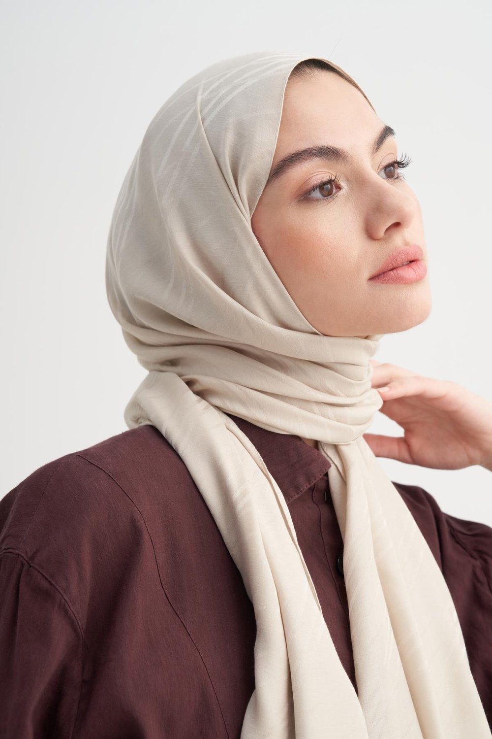 Simetrik Jakar  İtalyan İpekli Şal Camel