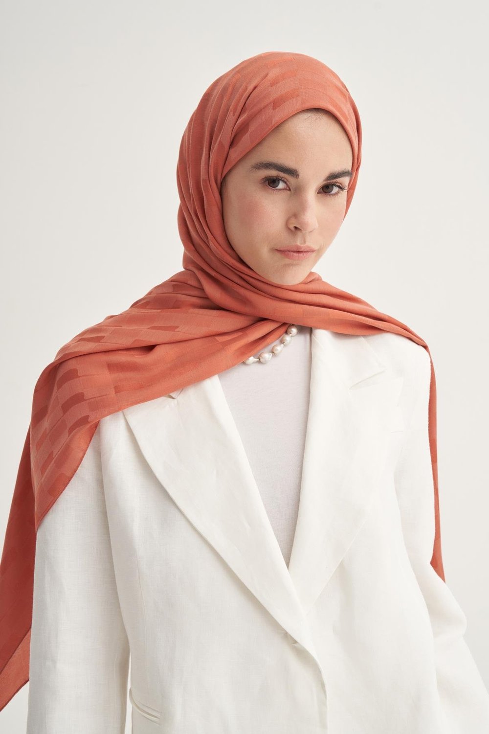 Küpçizgi Jakar İtalyan İpekli Şal Kiremit