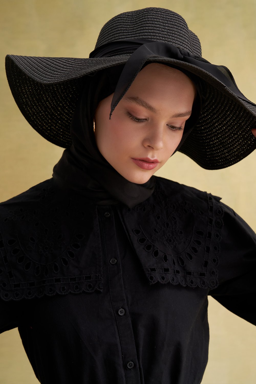 Kurdeleli Hasır Şapka Siyah