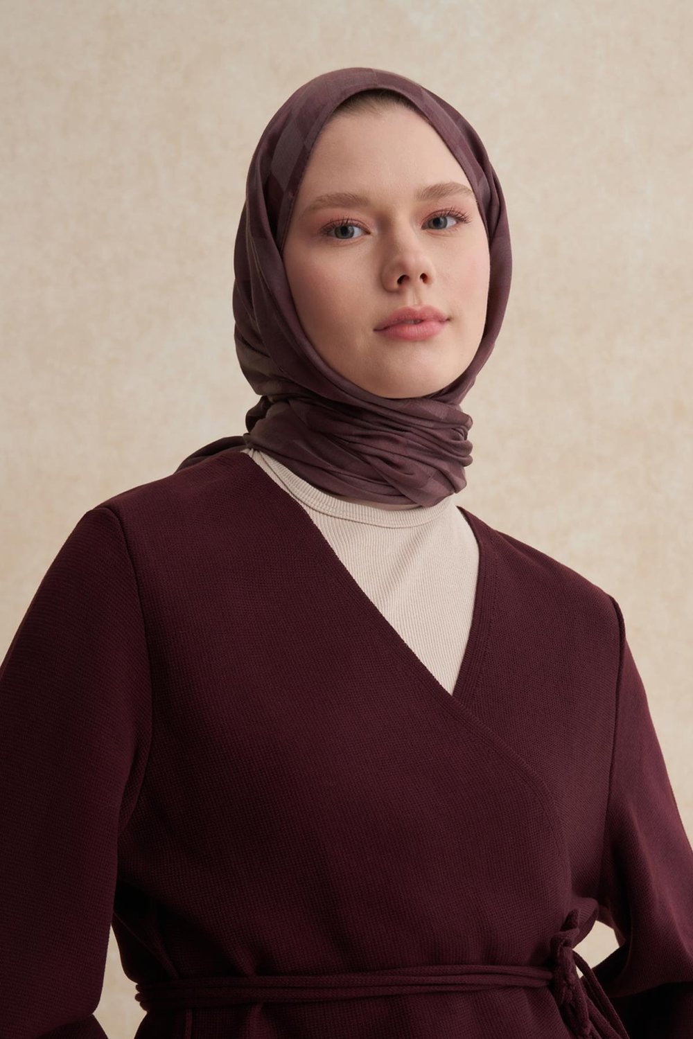 Dama Jakar İtalyan İpekli Şal Koyu Gül Kurusu