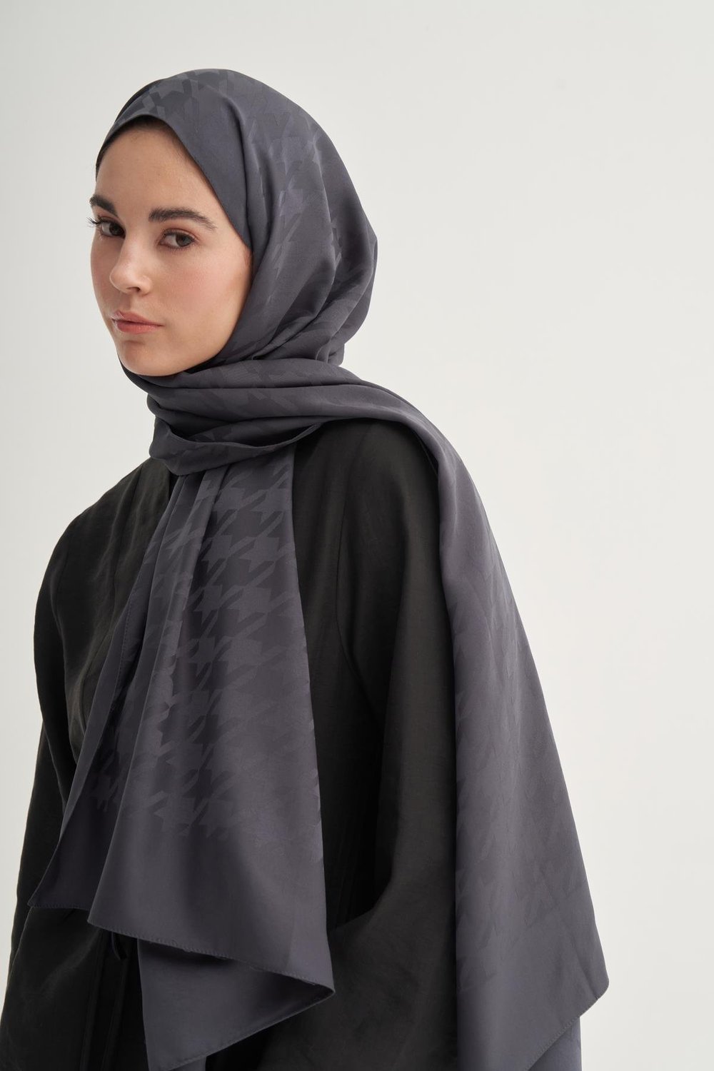 Kazayağı Desen Pamuk İpek Şal Antrasit