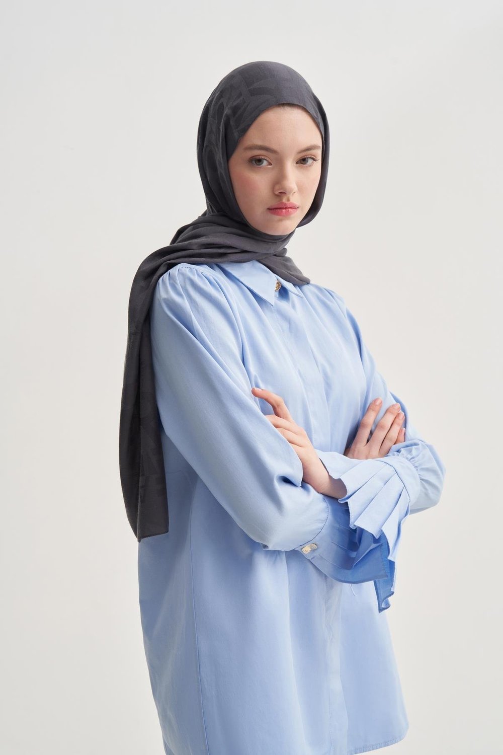 Yazı Desen Jakar İtalyan İpekli Şal Antrasit