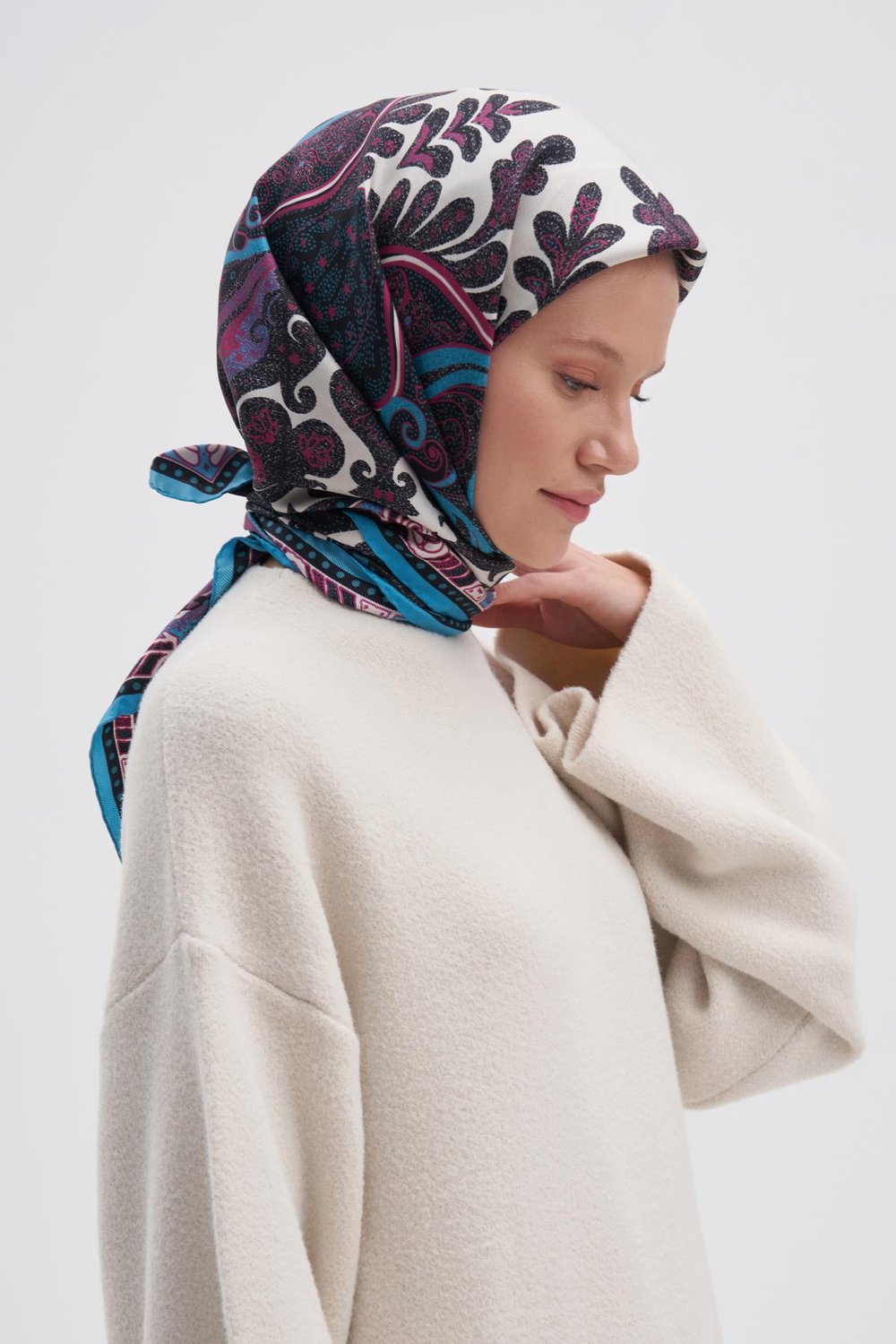 Emera Dark Mulbary İpek Eşarp